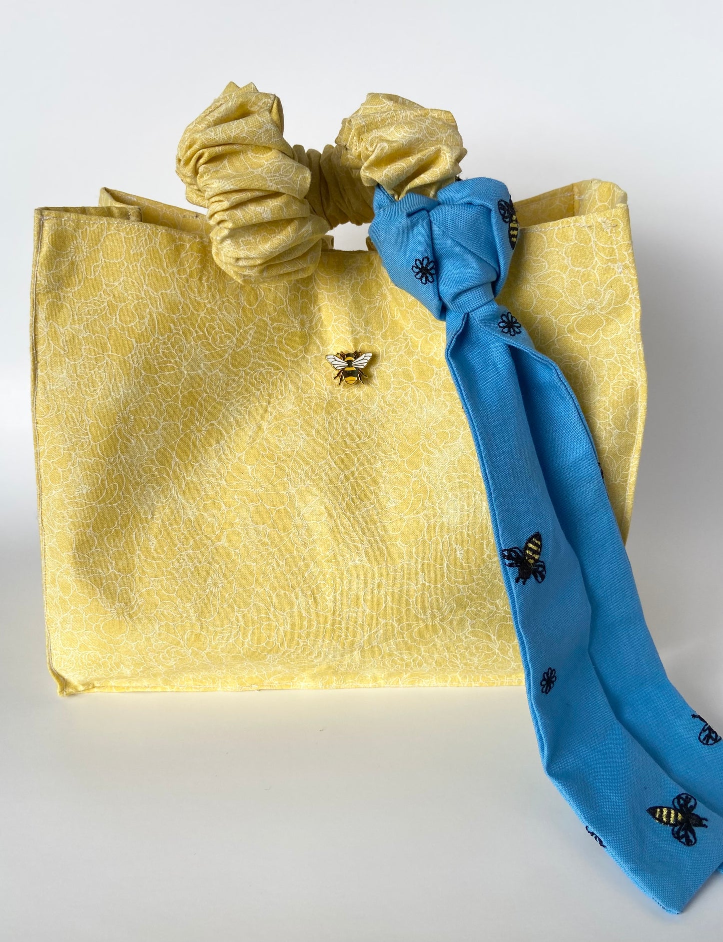 Yes scrunchie purse