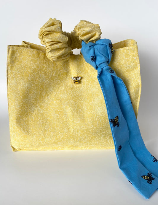 Yes scrunchie purse